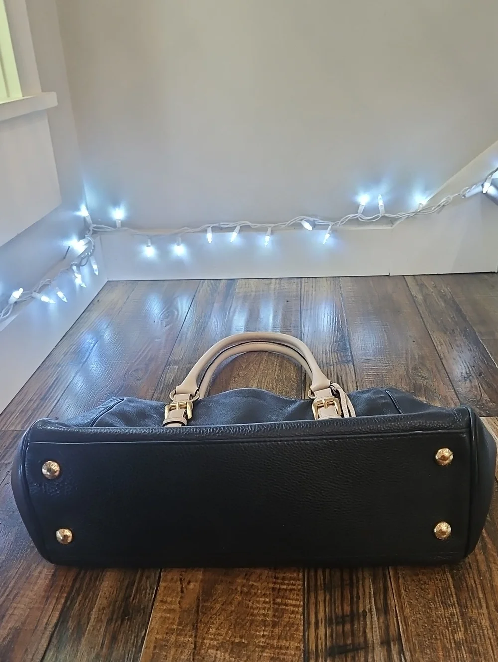 Michael Kors Hobo Buttery Soft Leather Black and Cream Tote‎ Bag